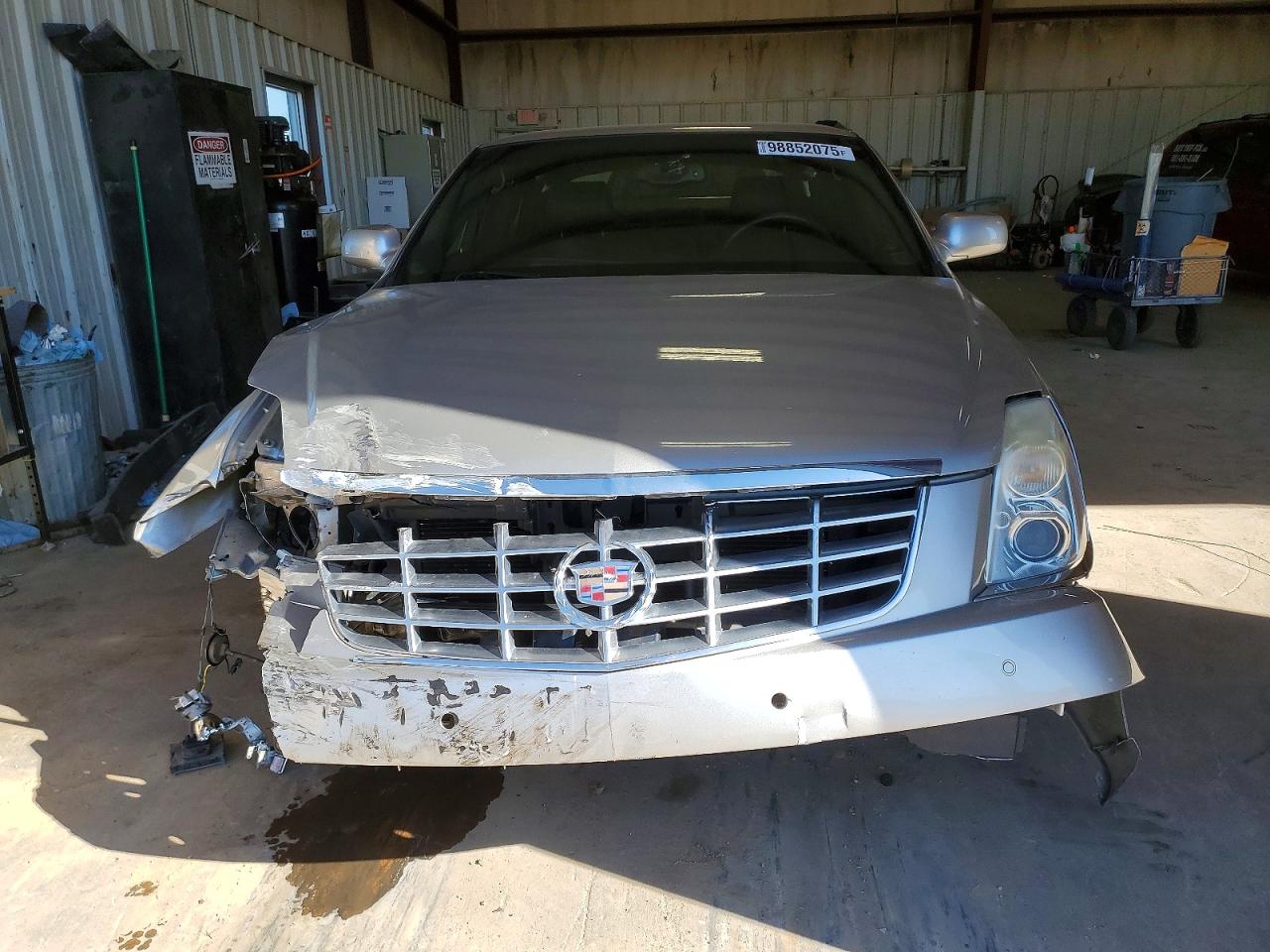 2007 CADILLAC DTS photo 5