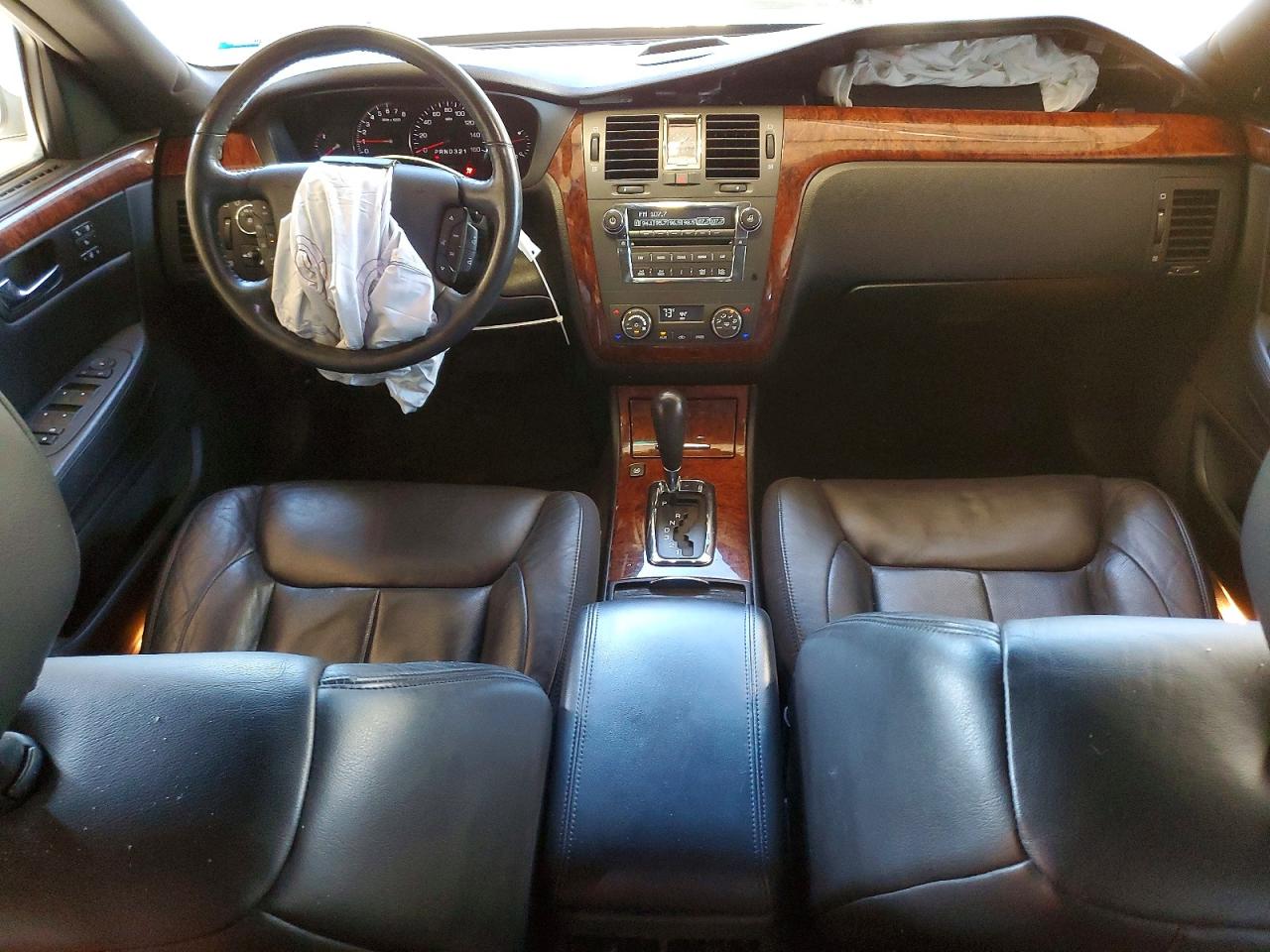 2007 CADILLAC DTS photo 8
