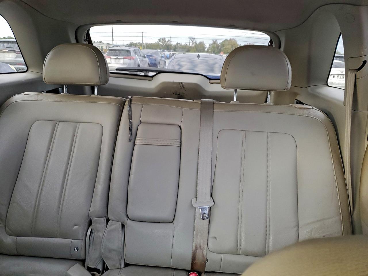 2008 SATURN VUE XR photo 10