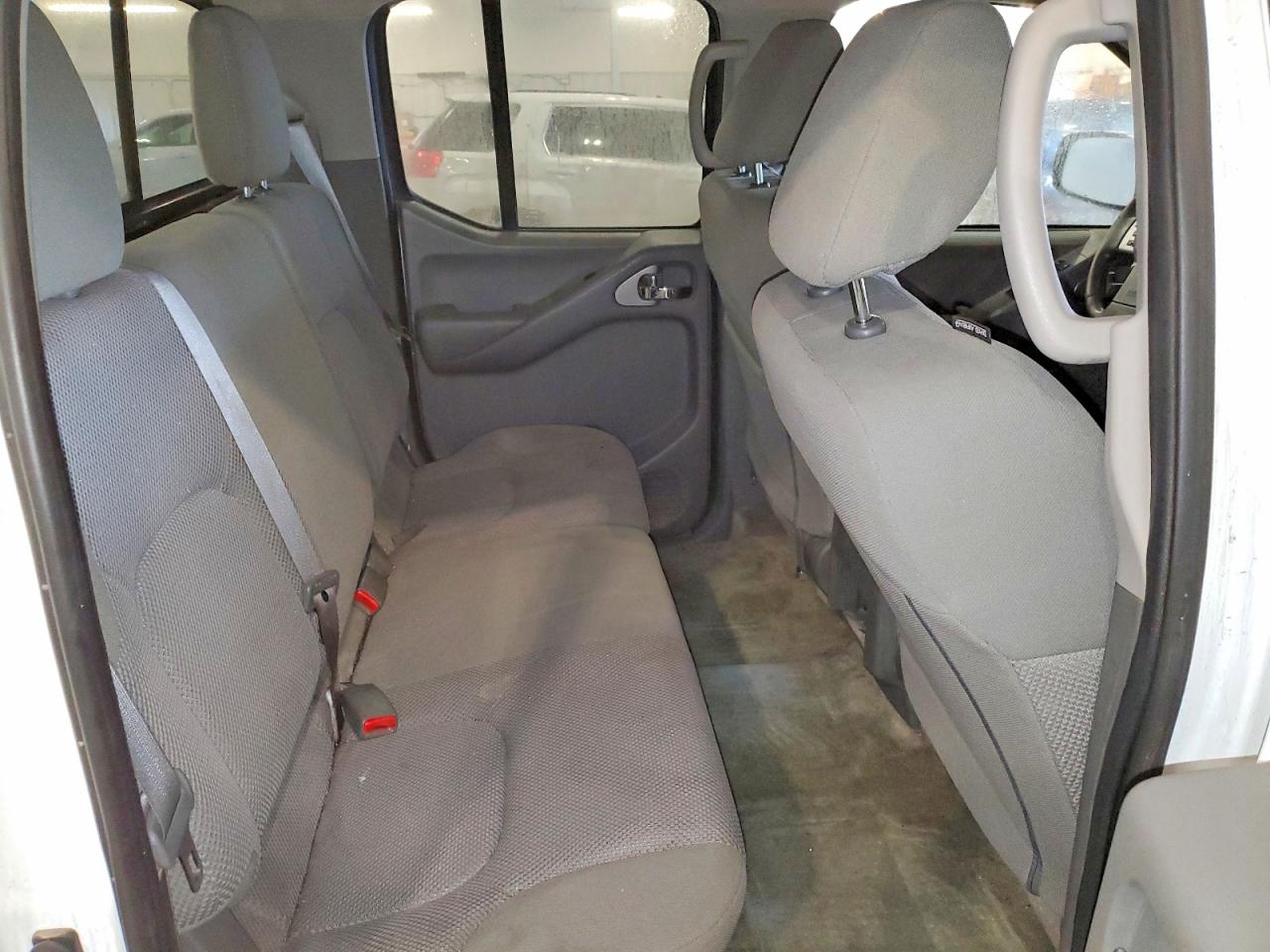2018 NISSAN FRONTIER S photo 10