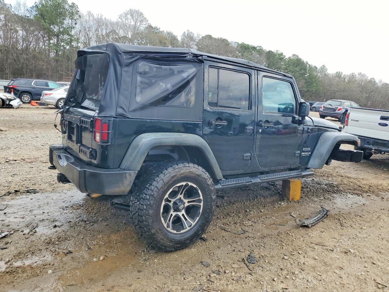 2012 JEEP WRANGLER UNLIMITED SPORT photo 7