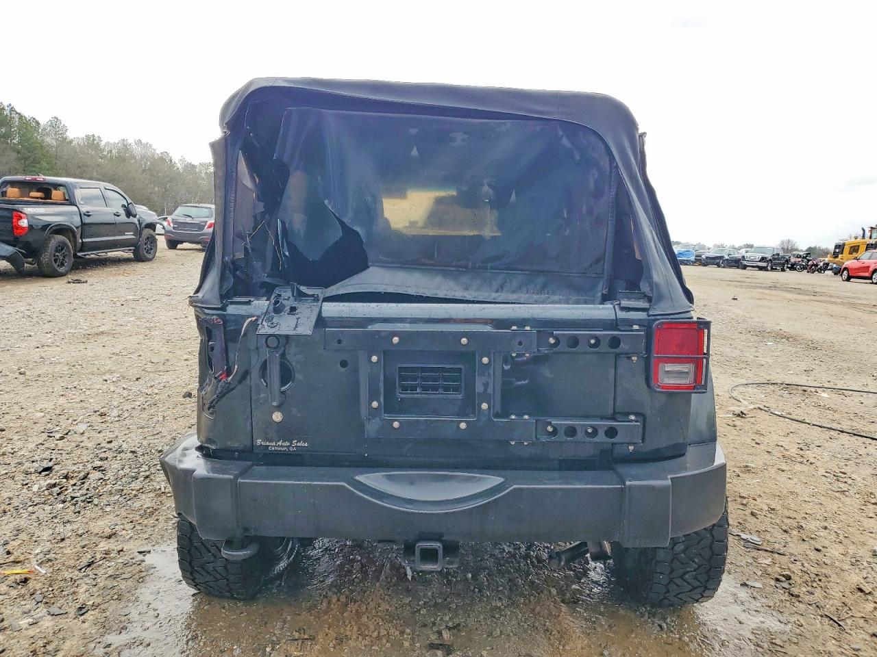 2012 JEEP WRANGLER UNLIMITED SPORT photo 16