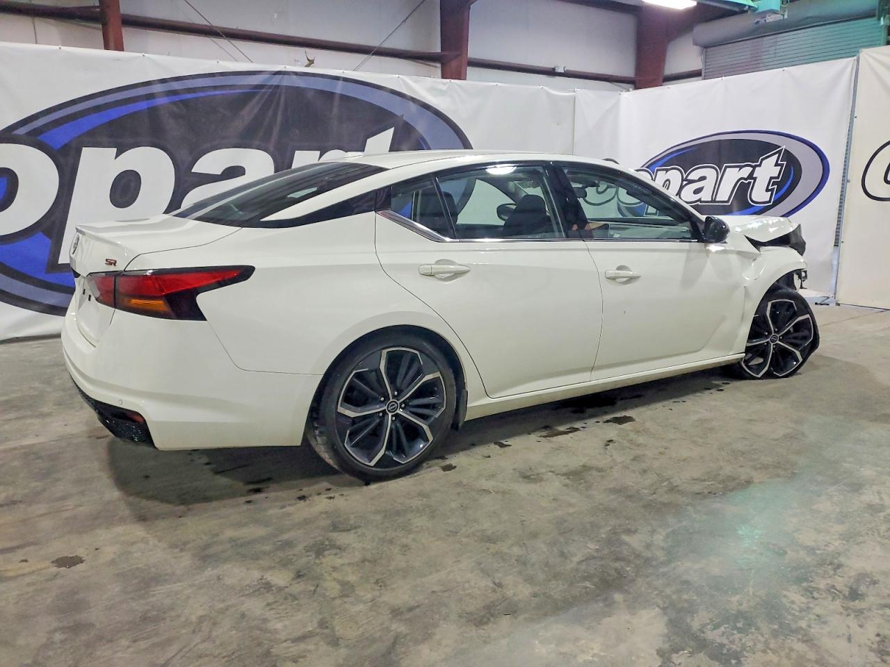 2024 NISSAN ALTIMA SR photo 3