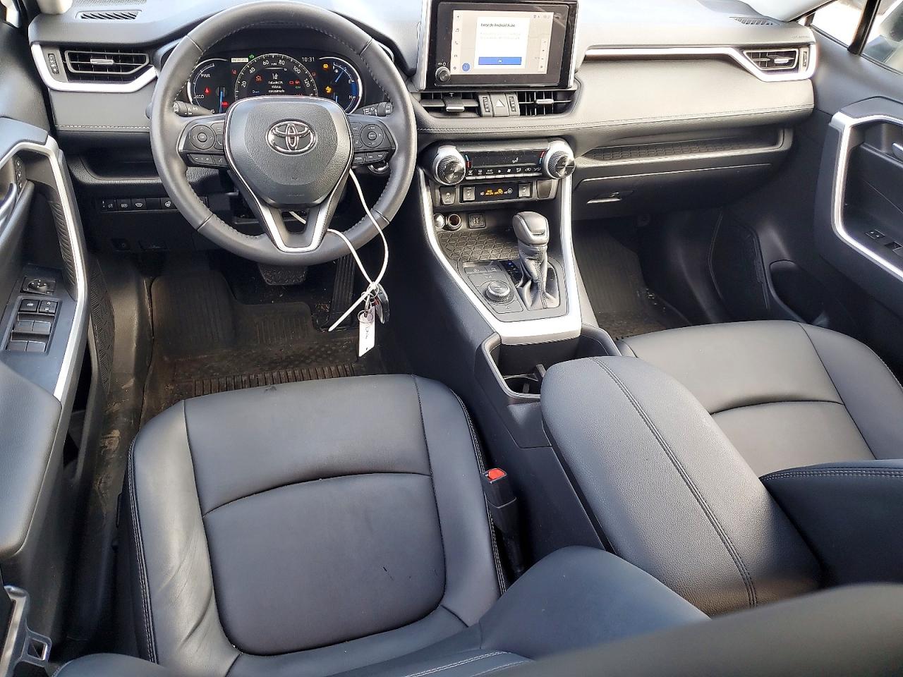 2024 TOYOTA RAV4 XLE PREMIUM photo 15