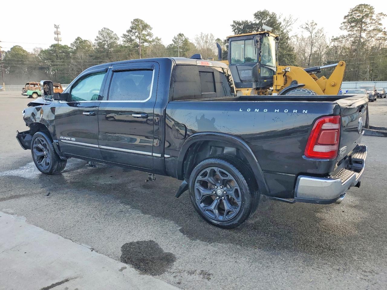 2019 RAM 1500 LONGHORN photo 3