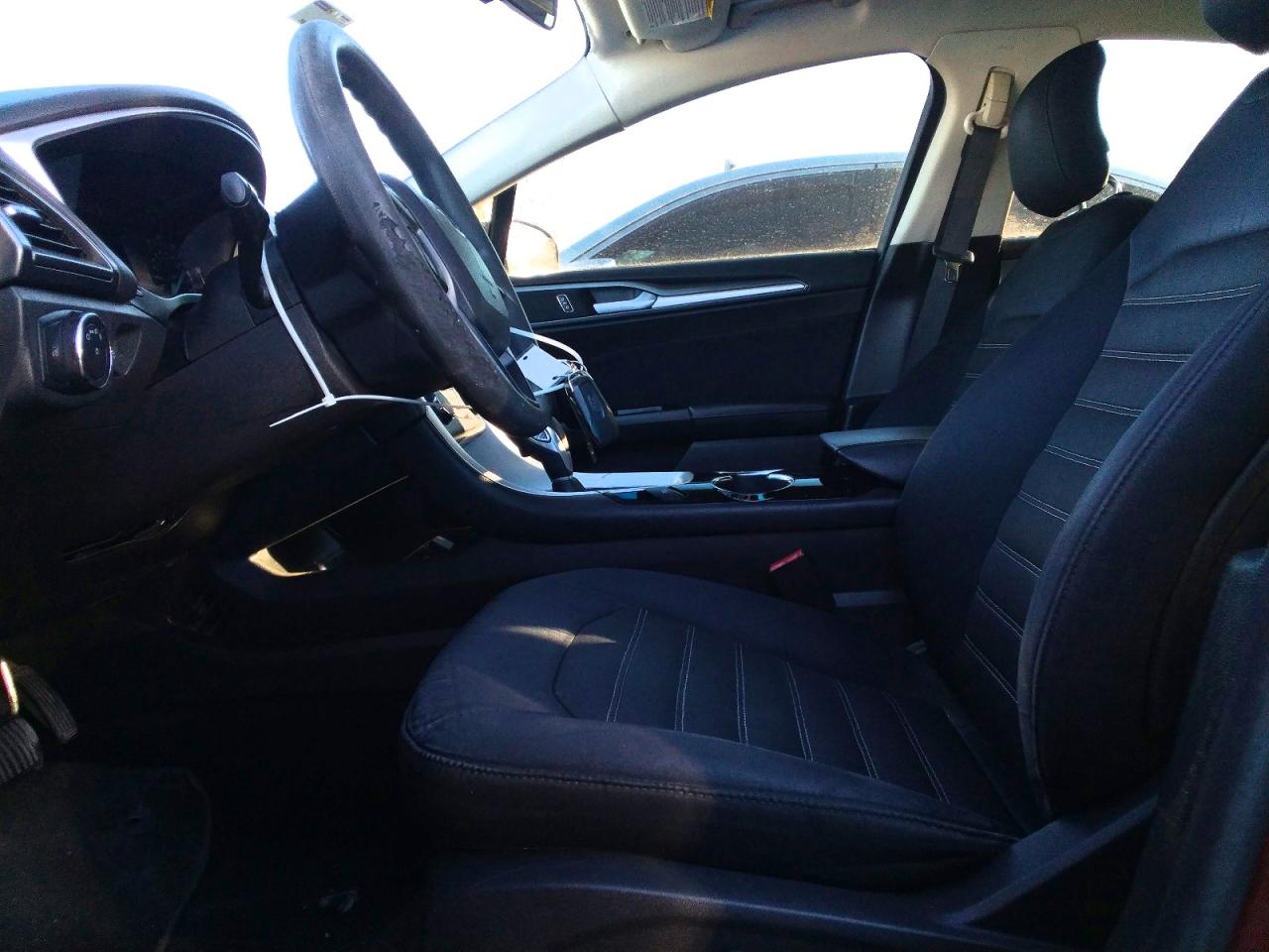 2014 FORD FUSION SE photo 7