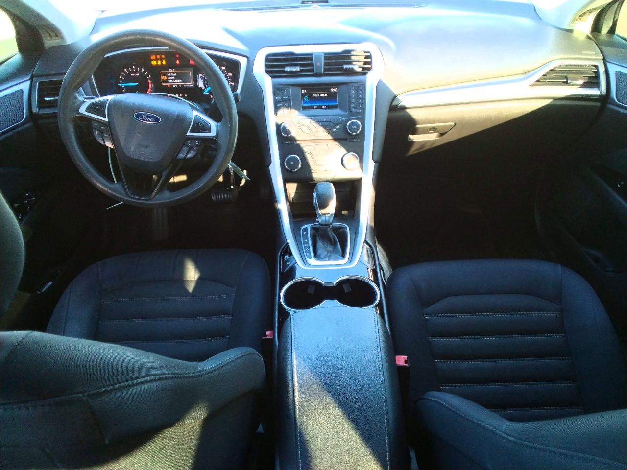 2014 FORD FUSION SE photo 8