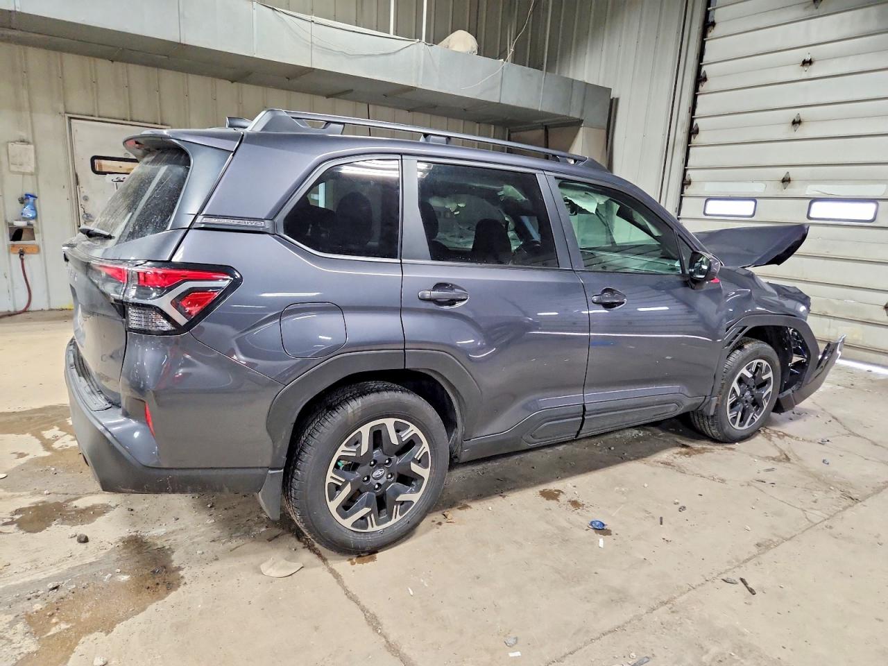 2025 SUBARU FORESTER PREMIUM photo 3