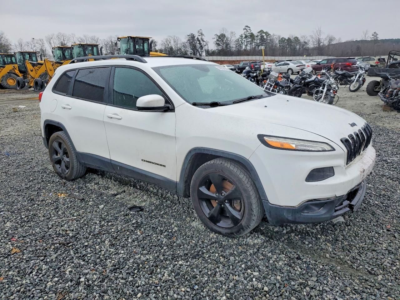 2016 JEEP CHEROKEE LATITUDE photo 4