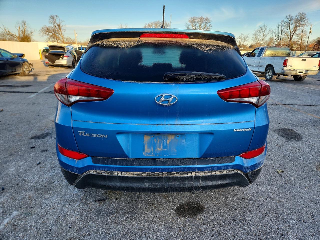2018 HYUNDAI TUCSON SE photo 6