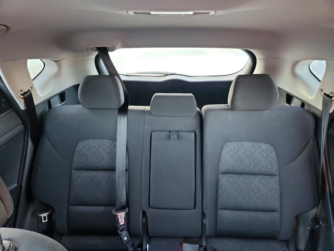 2018 HYUNDAI TUCSON SE photo 10