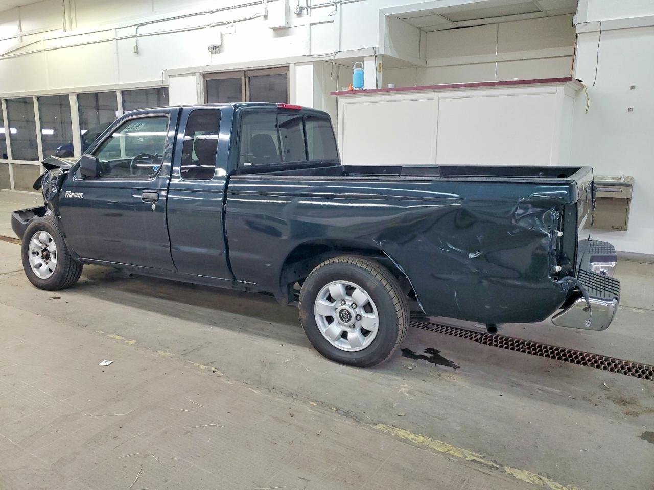 1999 NISSAN FRONTIER KING CAB XE photo 4