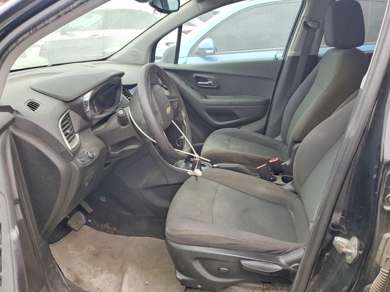 2020 CHEVROLET TRAX LS photo 7