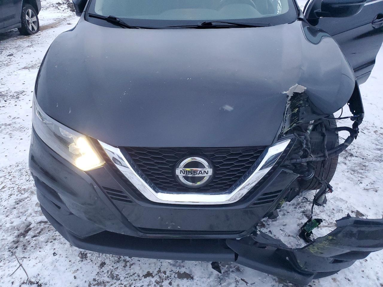 2020 NISSAN ROGUE SPORT S photo 23