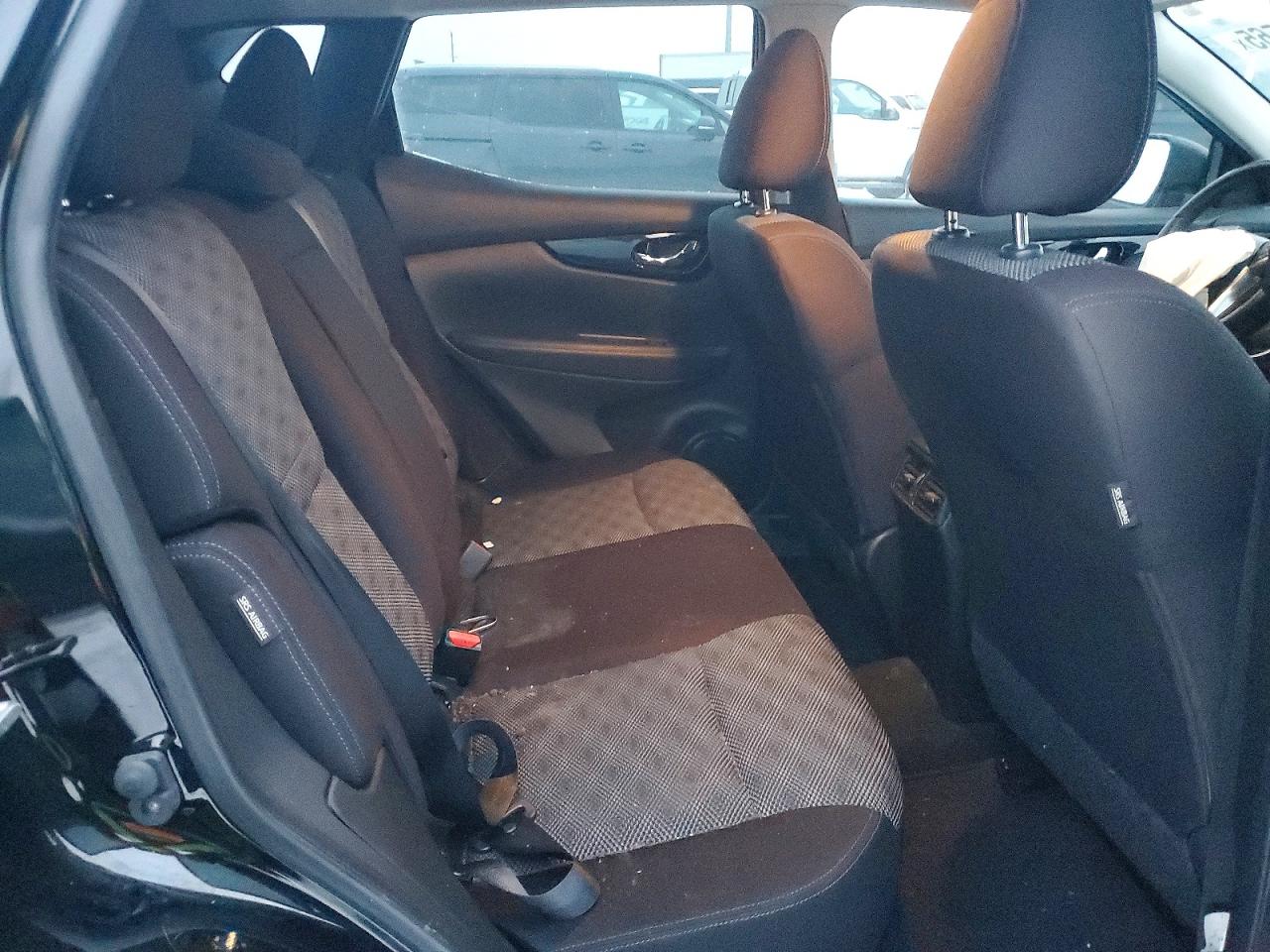 2020 NISSAN ROGUE SPORT S photo 21