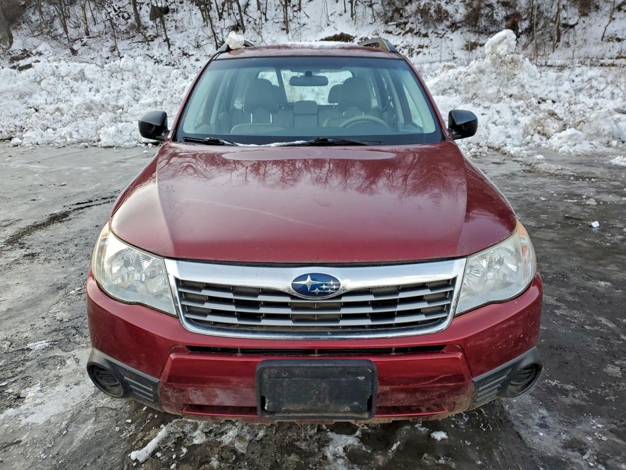 2010 SUBARU FORESTER photo 9