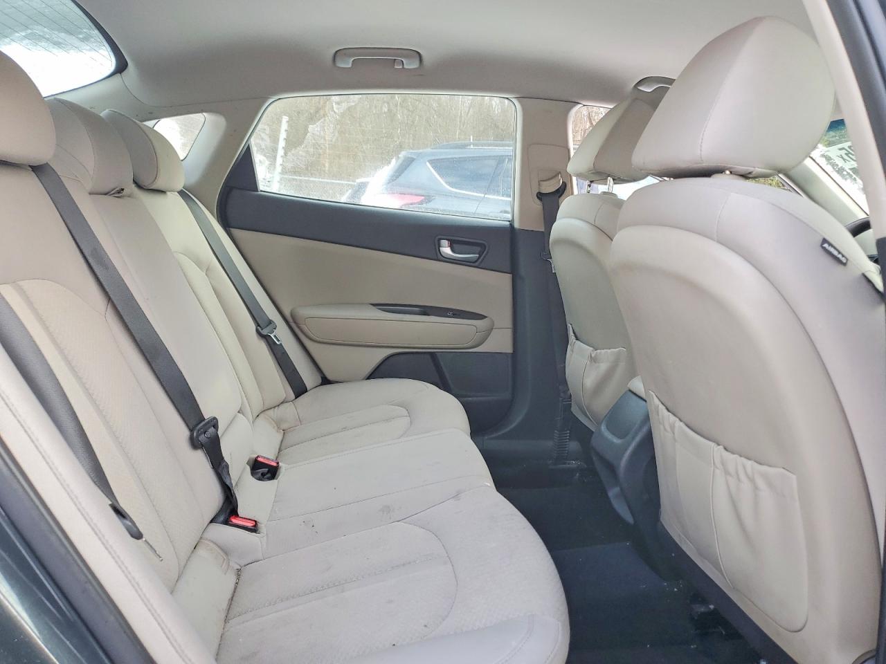 2016 KIA OPTIMA LX photo 28