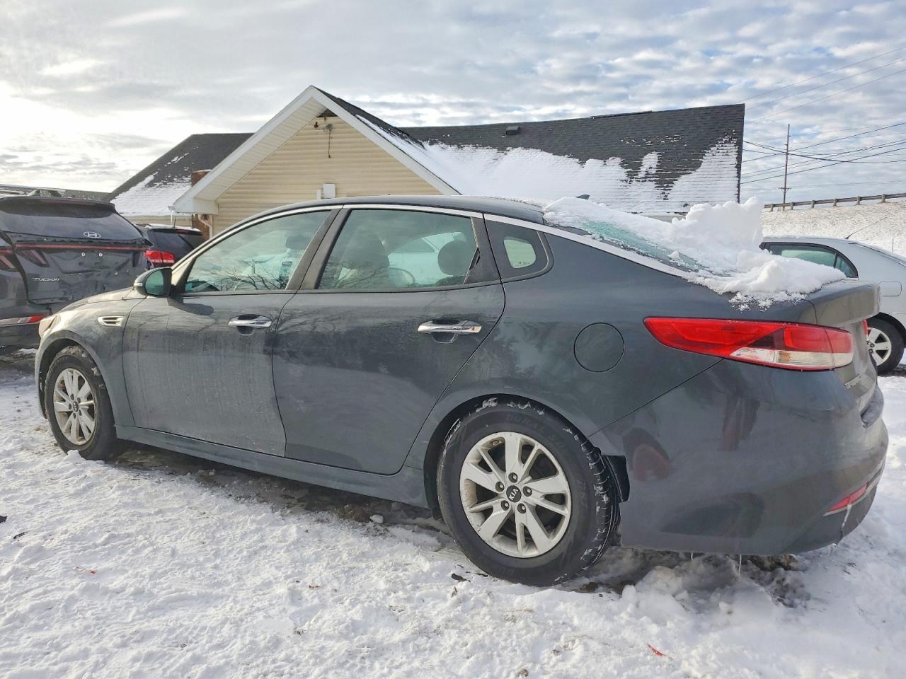 2016 KIA OPTIMA LX photo 4