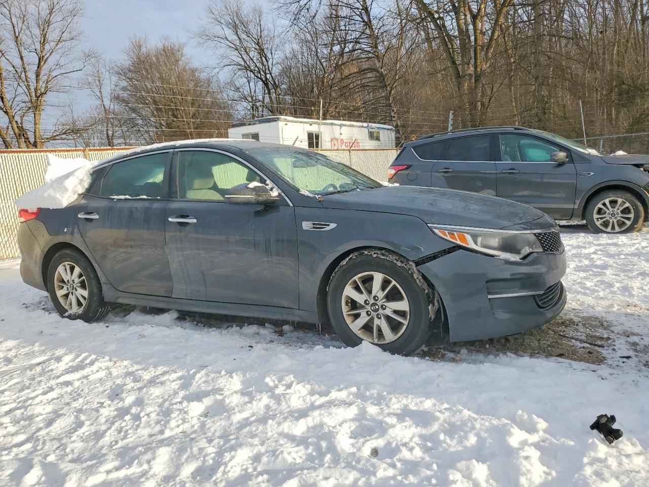2016 KIA OPTIMA LX photo 10