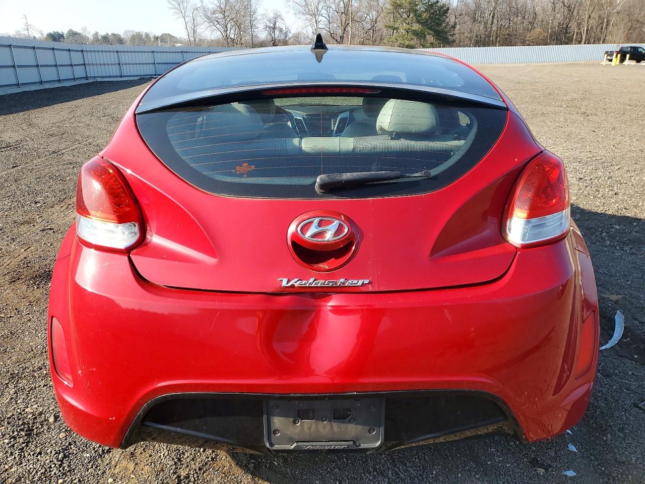 2012 HYUNDAI VELOSTER photo 11