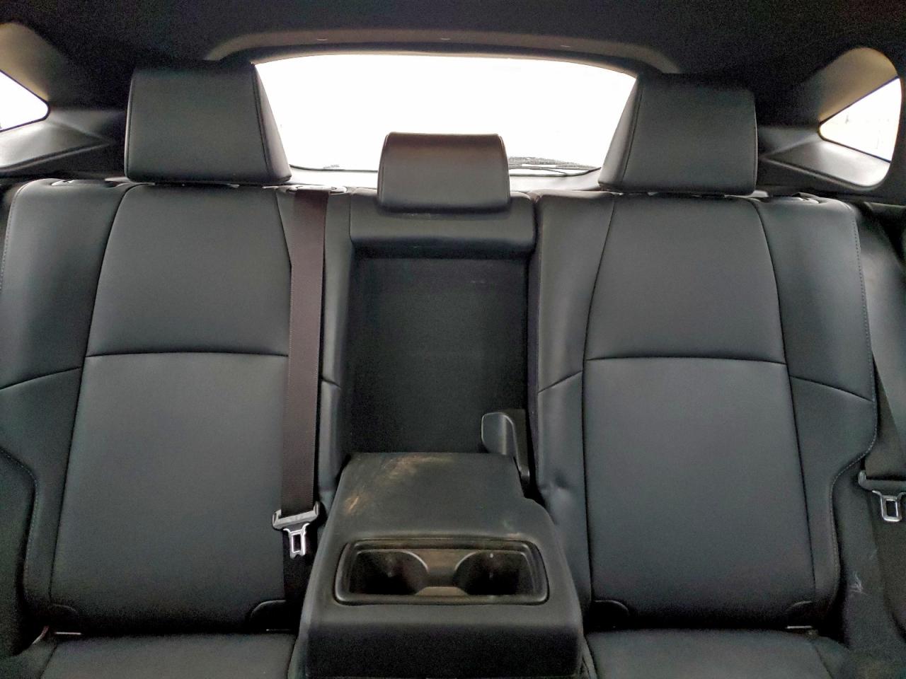 2022 TOYOTA VENZA LE photo 10