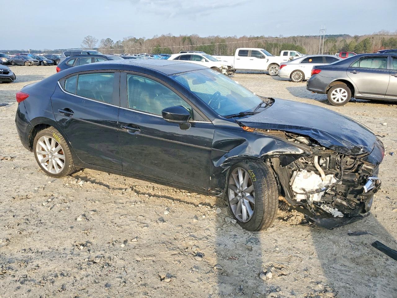 2017 MAZDA 3 TOURING photo 4