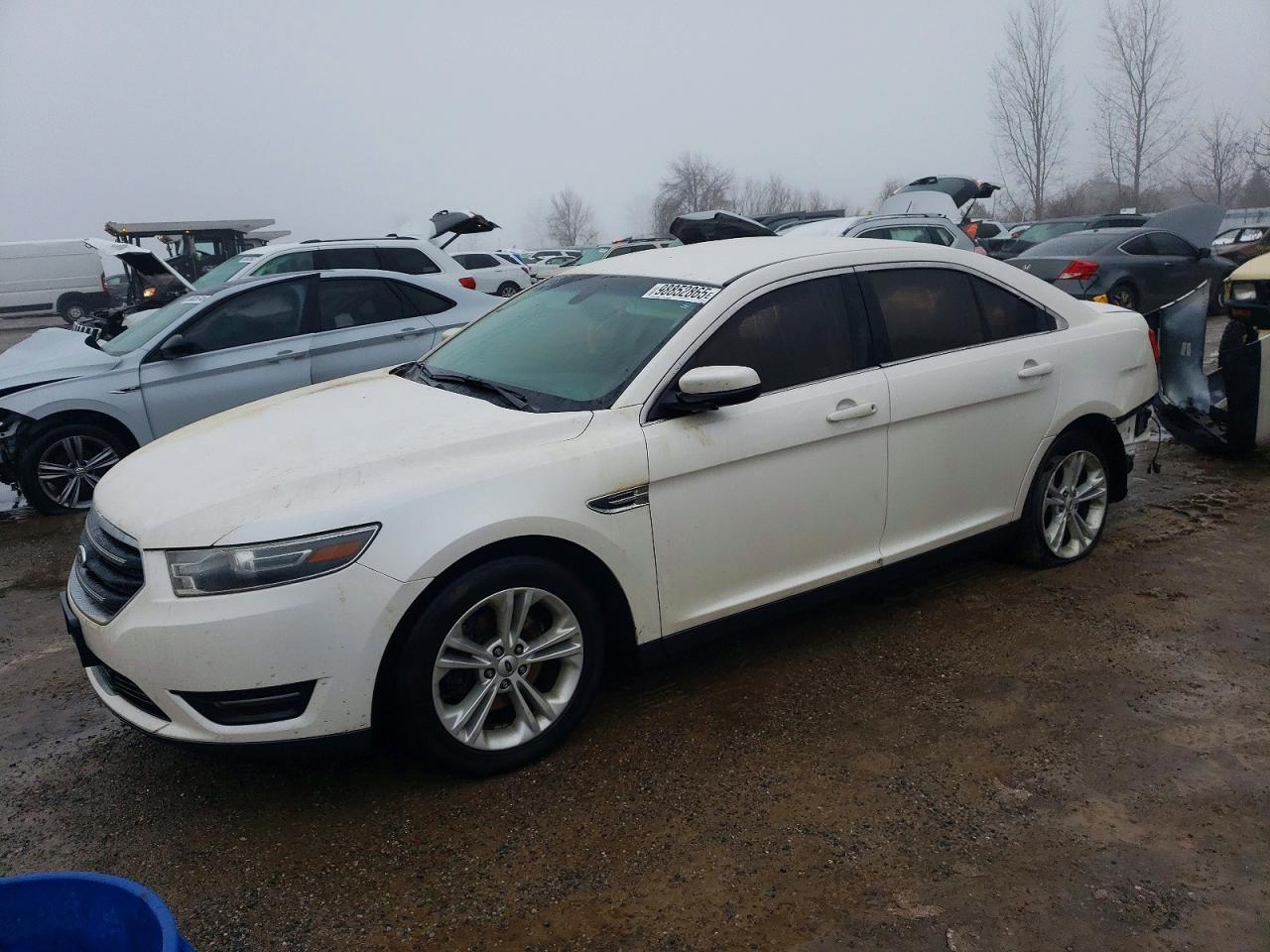 2015 FORD TAURUS