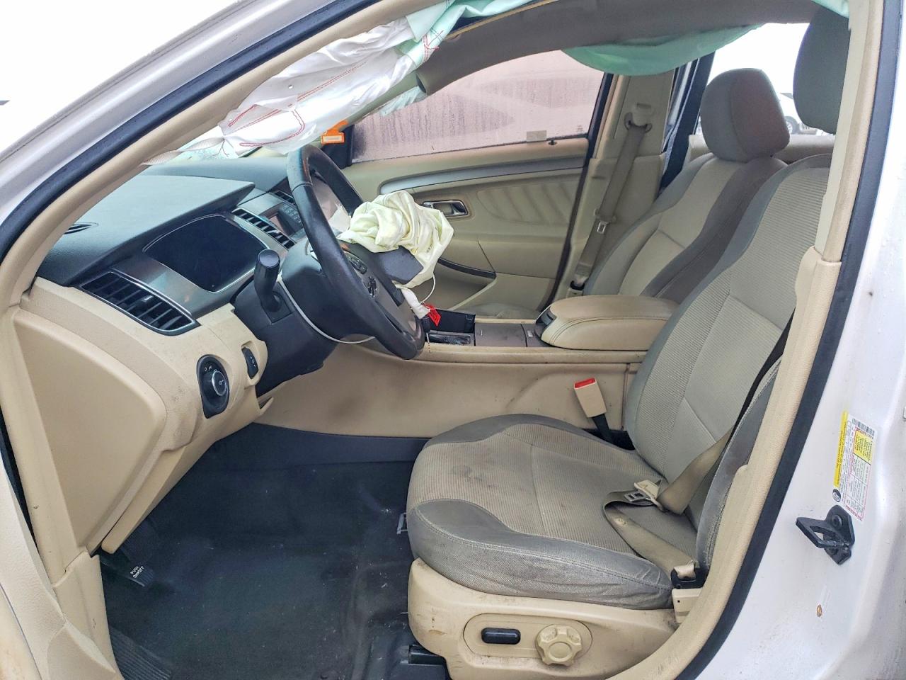 2015 FORD TAURUS SEL photo 7