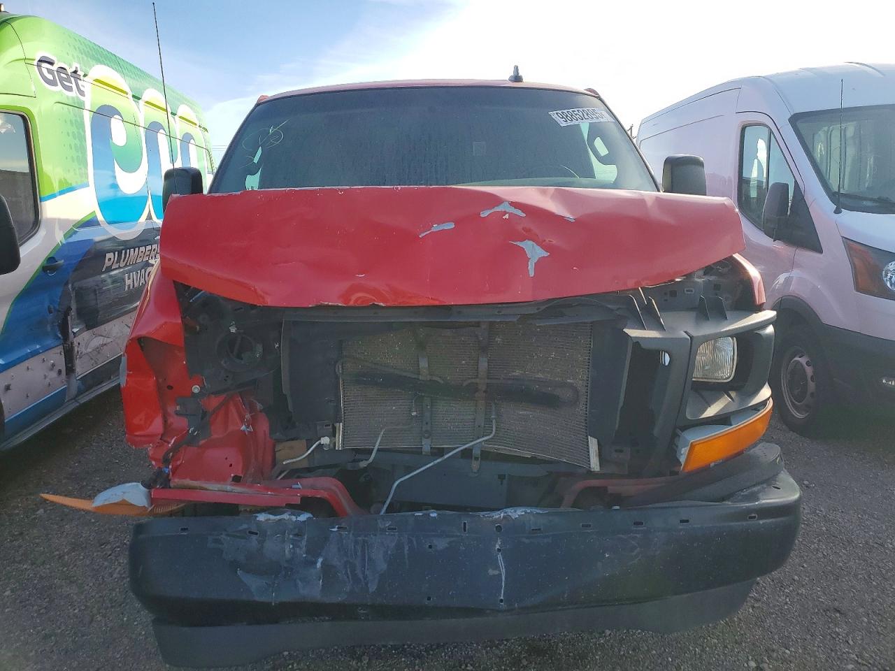 2017 GMC SAVANA G3500 photo 9