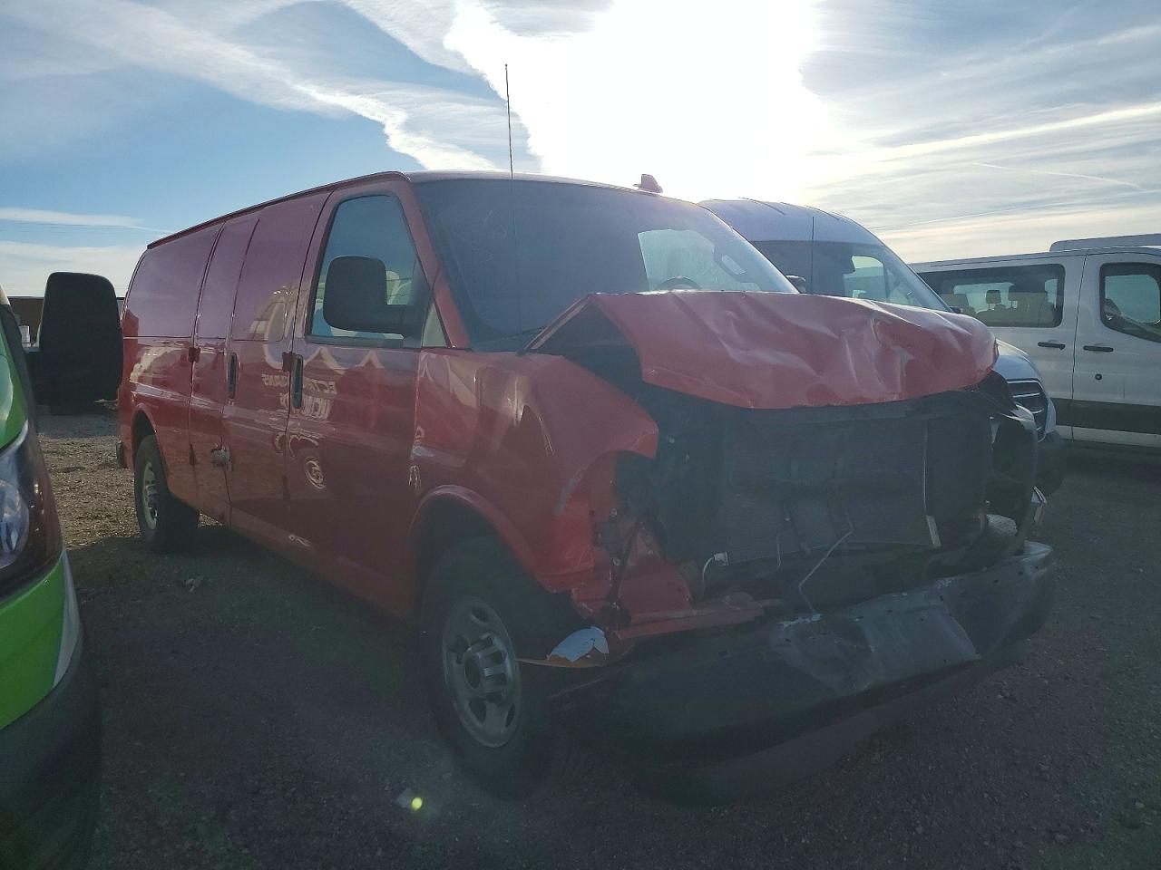 2017 GMC SAVANA G3500 photo 7