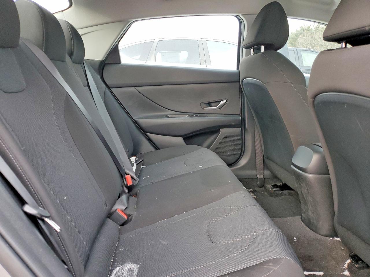 2023 HYUNDAI ELANTRA SE photo 28