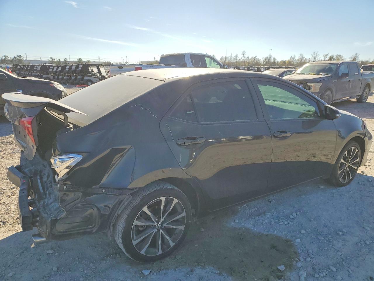 2017 TOYOTA COROLLA L photo 7