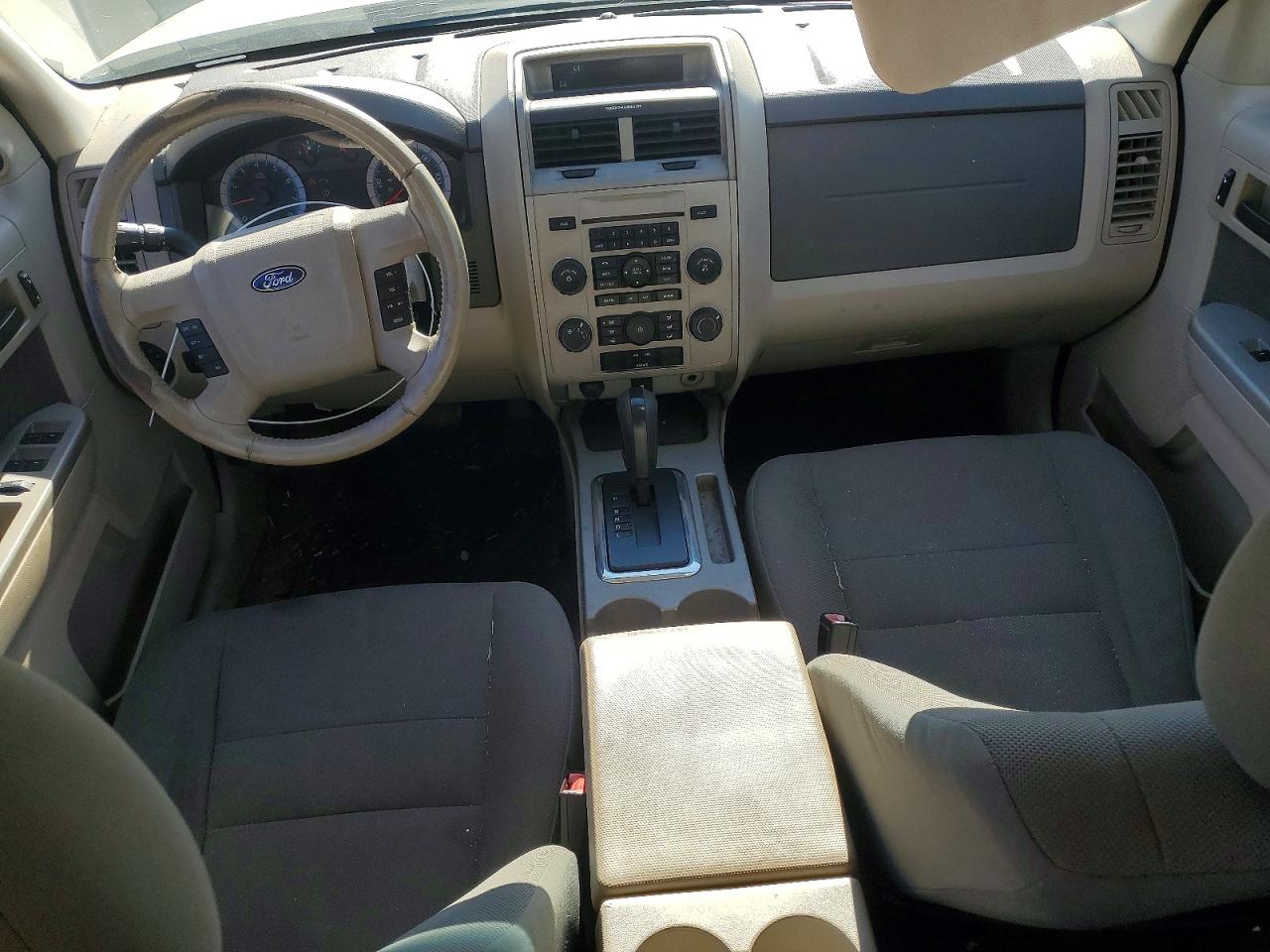 2010 FORD ESCAPE XLT photo 22