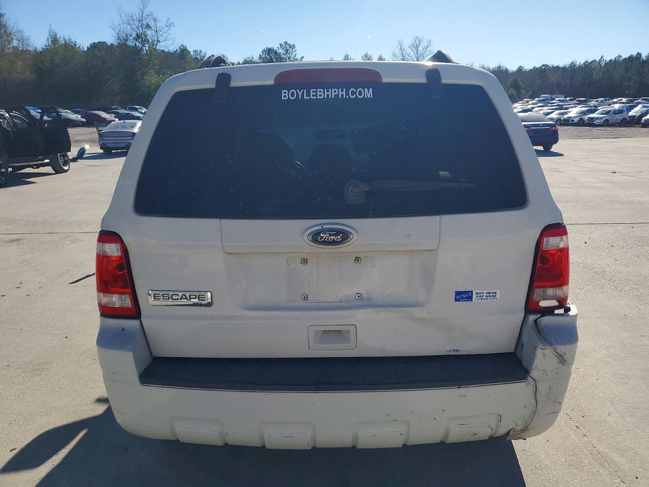 2010 FORD ESCAPE XLT photo 16