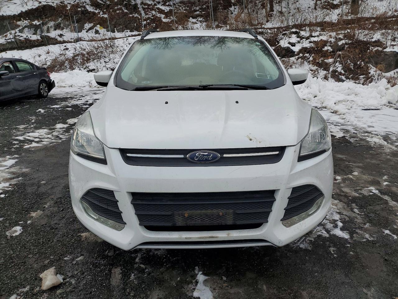 2016 FORD ESCAPE SE photo 5