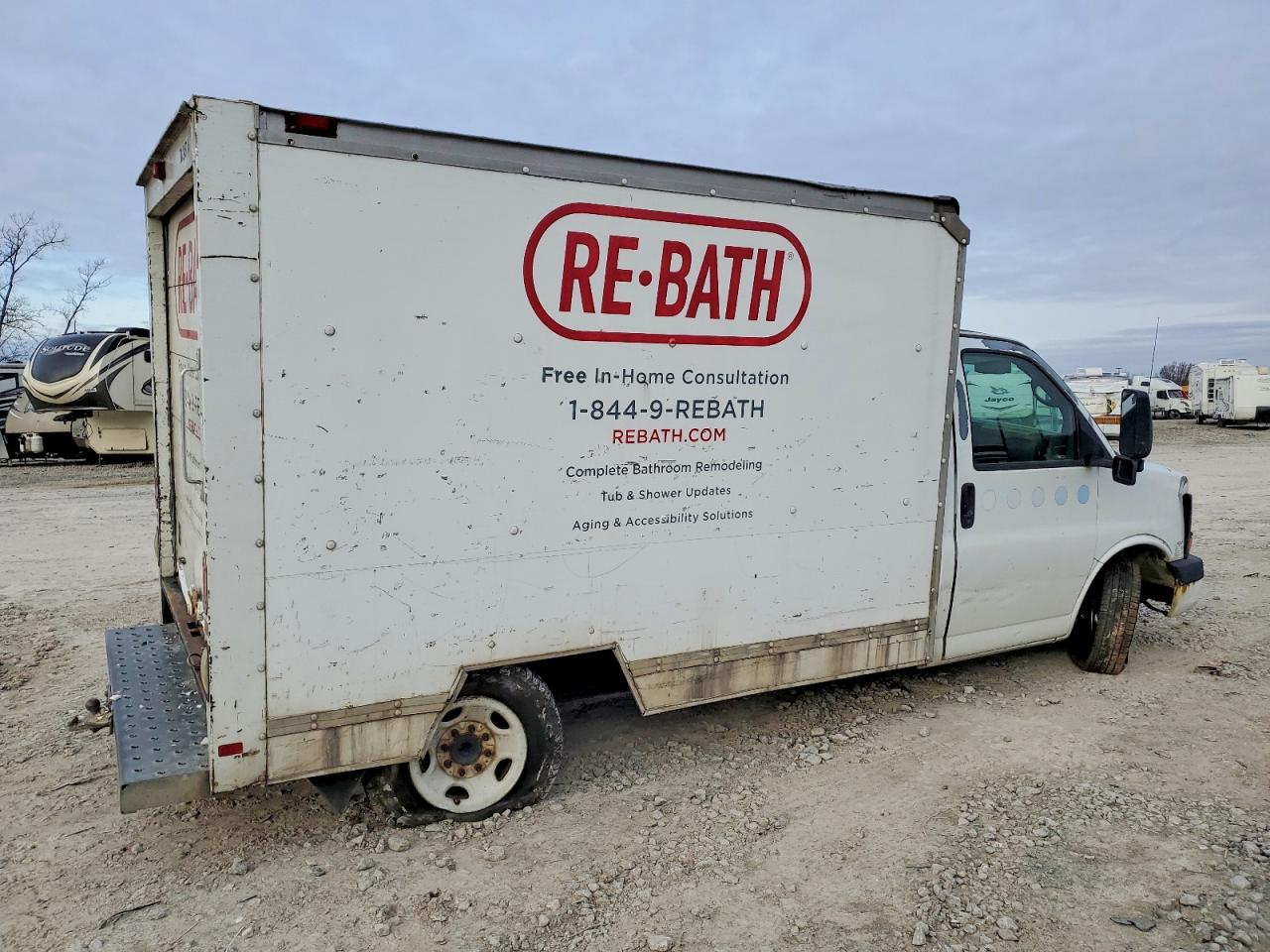 2007 GMC SAVANA CUTAWAY G3500 photo 3