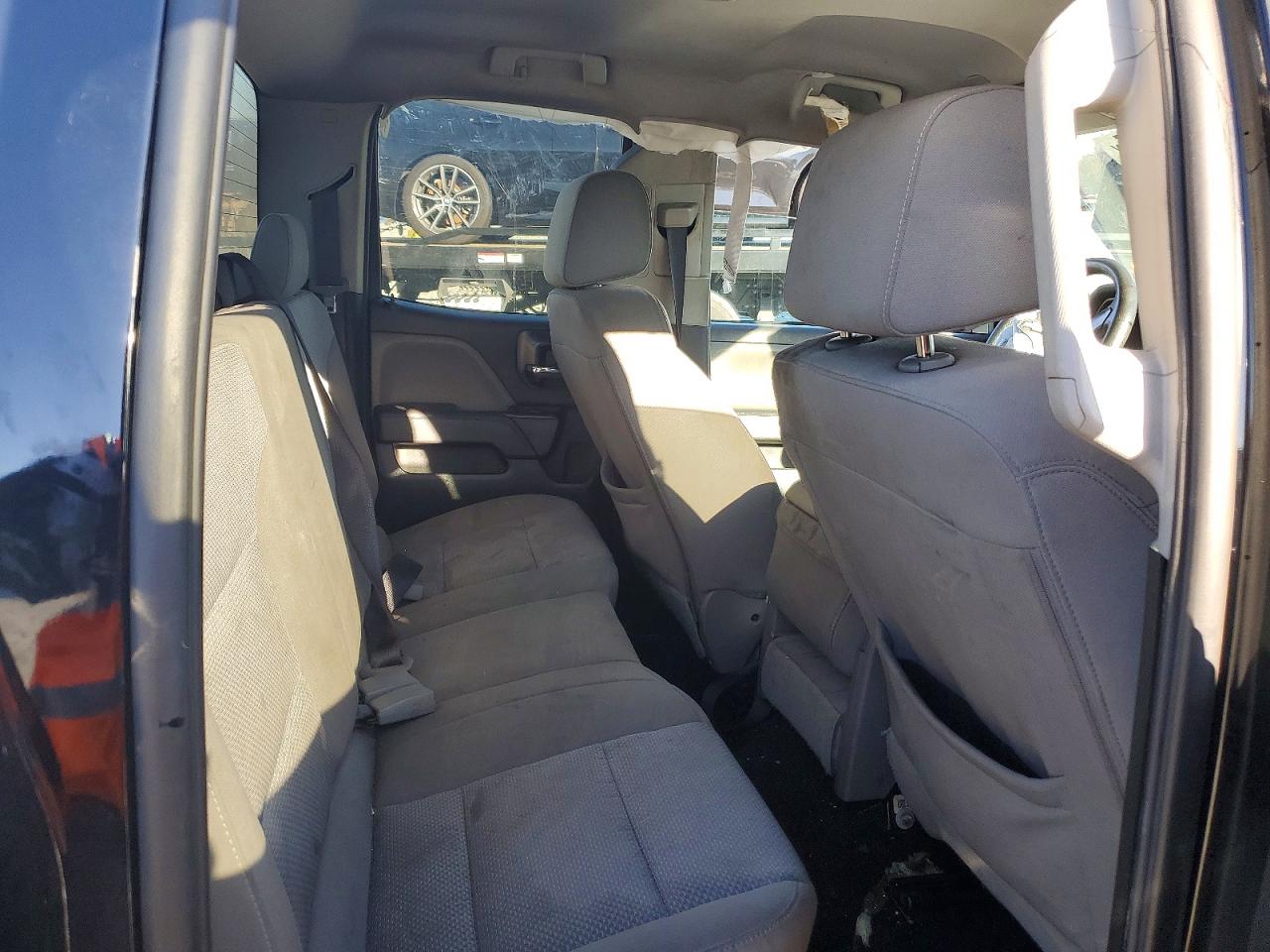 2018 CHEVROLET SILVERADO K1500 CUSTOM photo 28