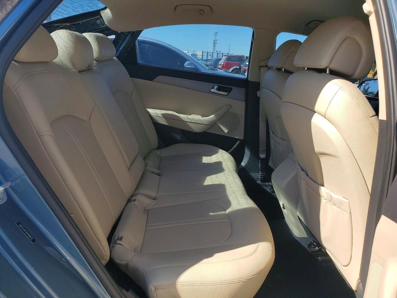2017 HYUNDAI SONATA SE photo 10