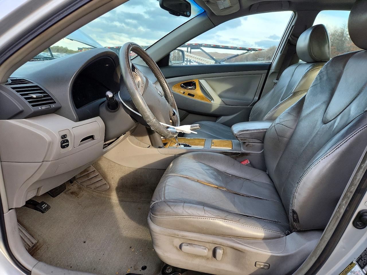 2007 TOYOTA CAMRY LE photo 7