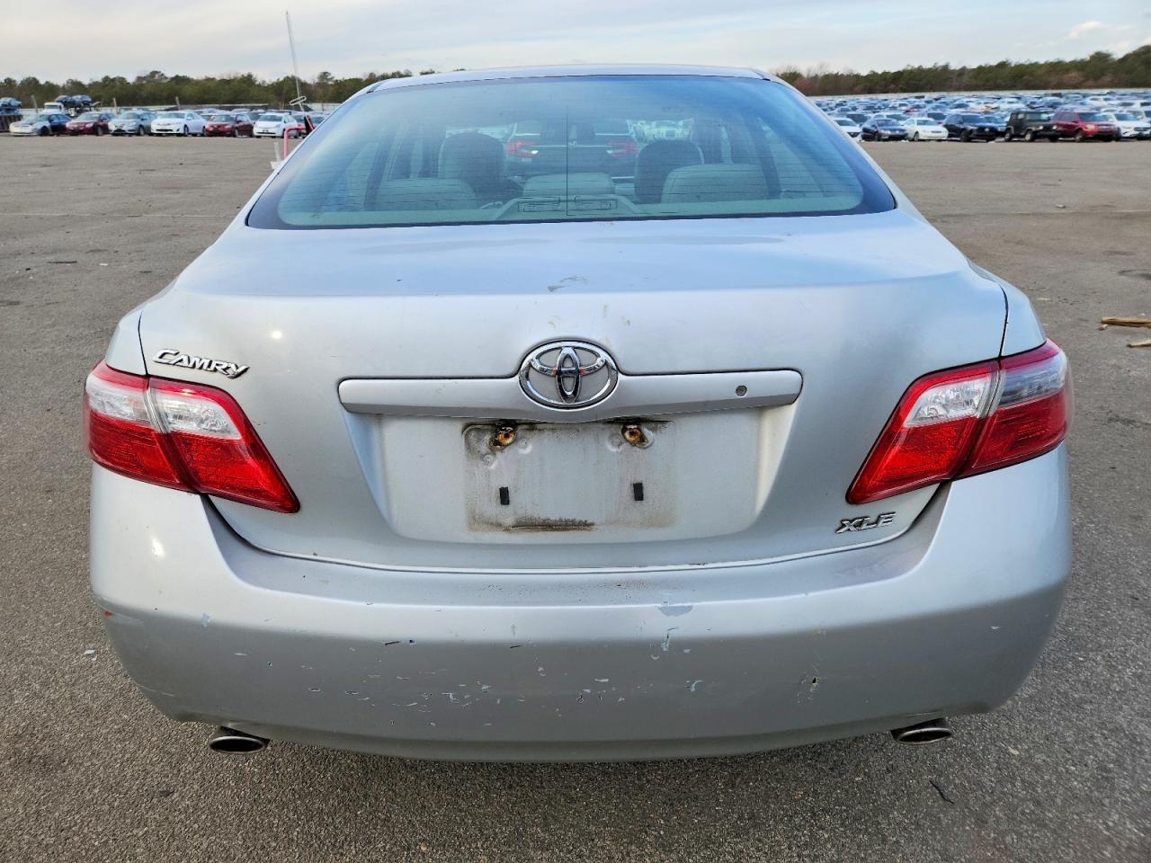 2007 TOYOTA CAMRY LE photo 6