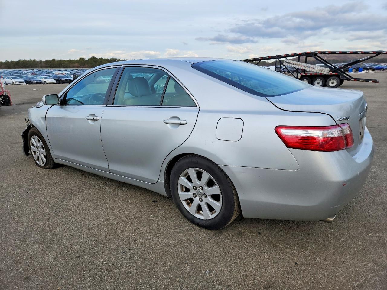 2007 TOYOTA CAMRY LE photo 2