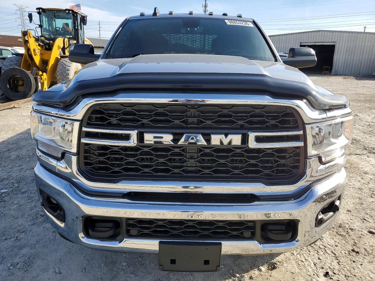 2022 RAM 3500 photo 5