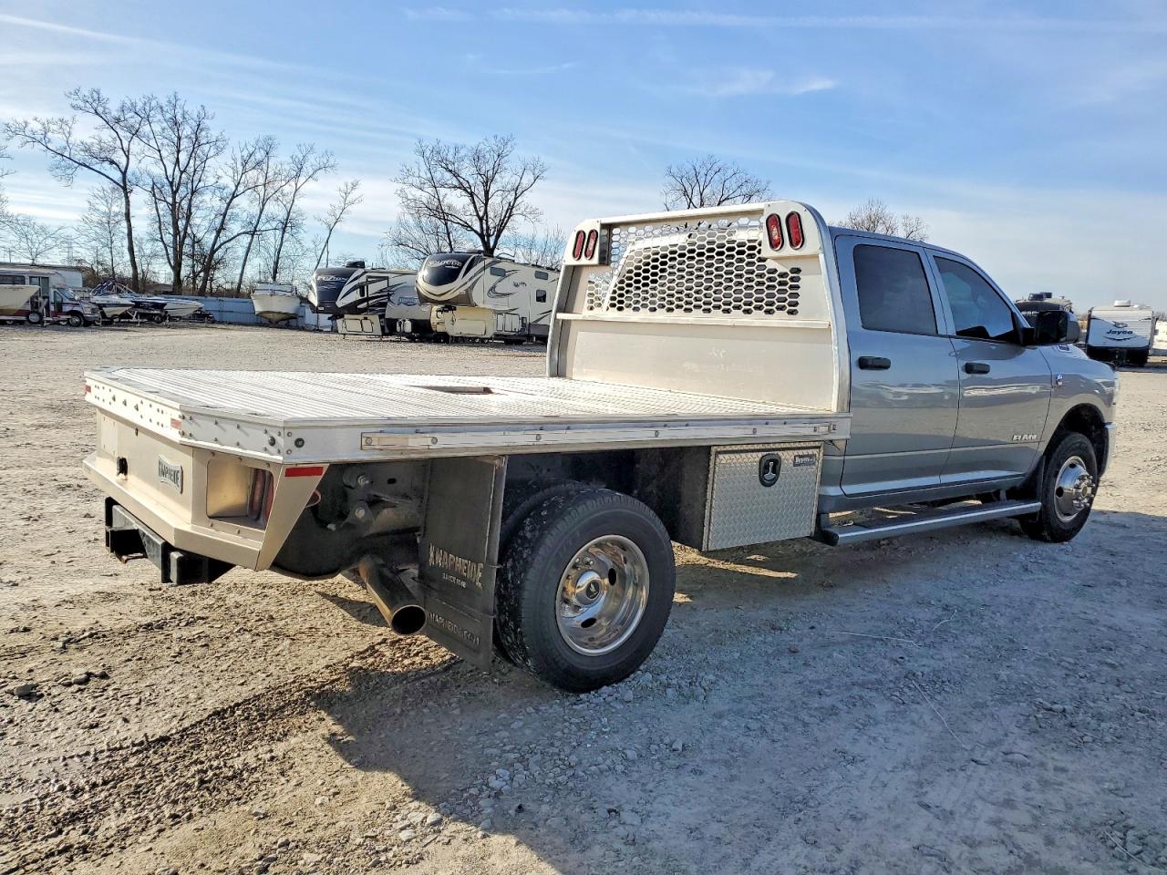 2022 RAM 3500 photo 3