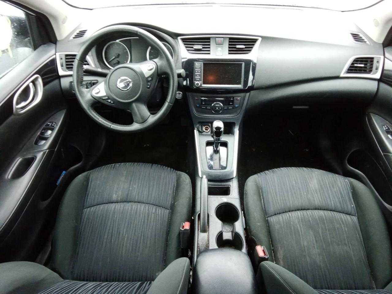 2019 NISSAN SENTRA S photo 8