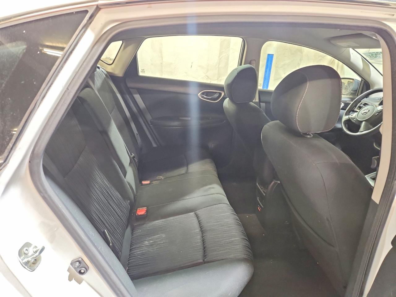 2019 NISSAN SENTRA S photo 10