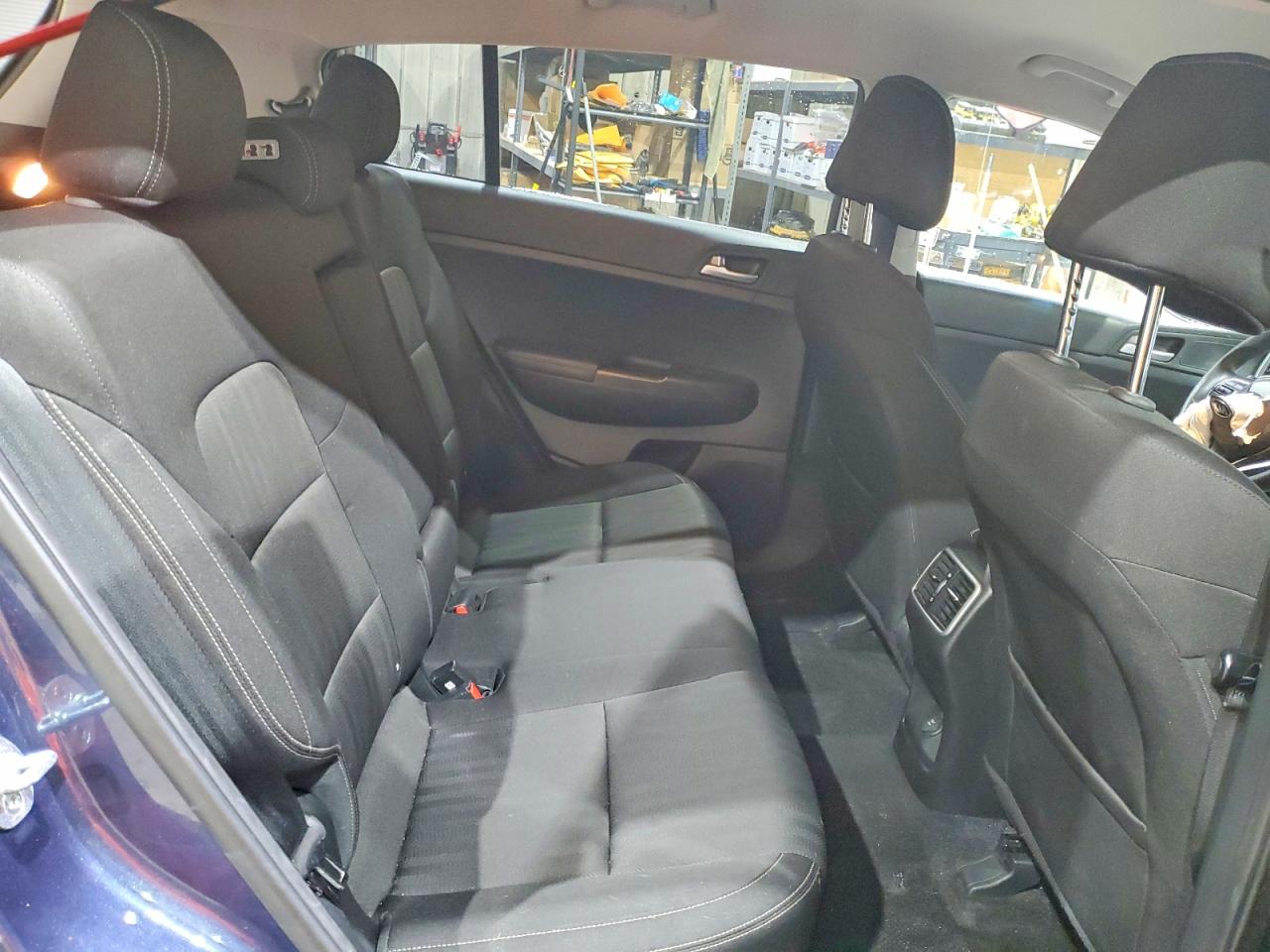 2017 KIA SPORTAGE LX photo 31