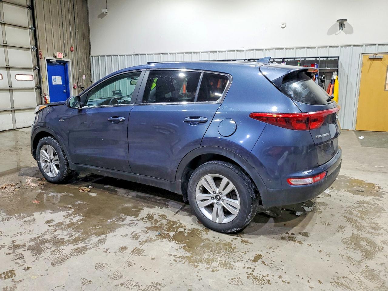 2017 KIA SPORTAGE LX photo 4