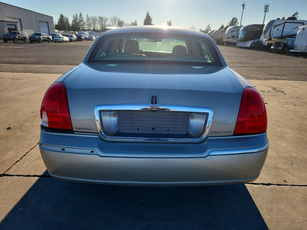 2007 LINCOLN TOWN CAR SIGNATURE LIMITED photo 6