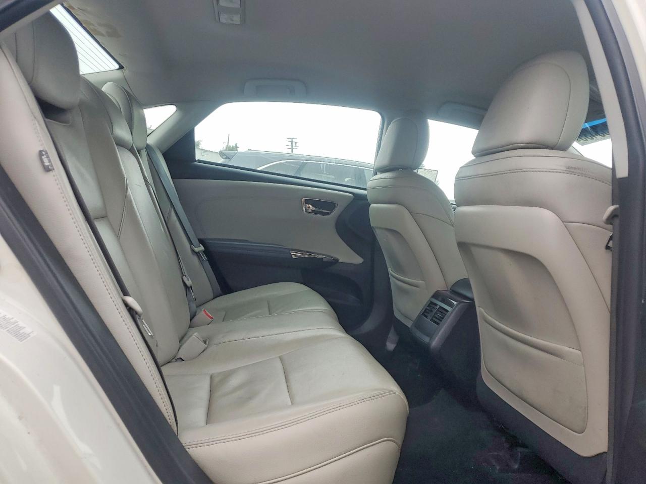 2013 TOYOTA AVALON BASE photo 10