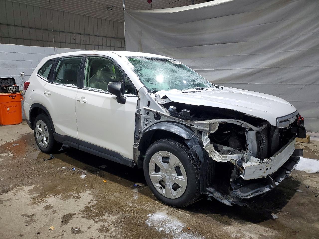 2019 SUBARU FORESTER photo 7